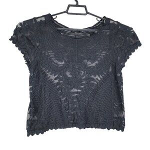 Women's Black Express Lace Scalloped Shirt Top Cropped Short Sleeve Size M